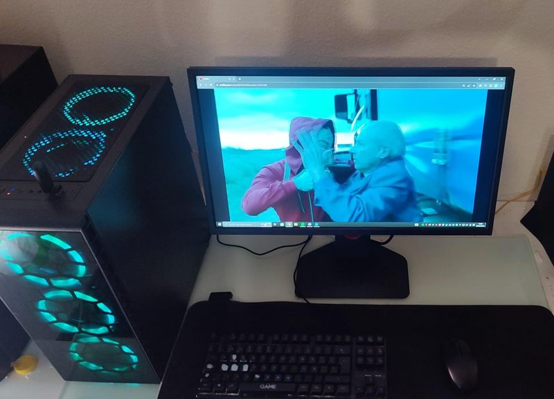 PC + monitor benq zowie 240hz  +raton/teclado/casc afbeelding 7