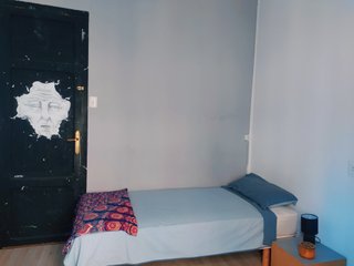 Alquiler de habitación, Piso compartido