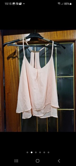 Diferentes blusas y camisas tallas S