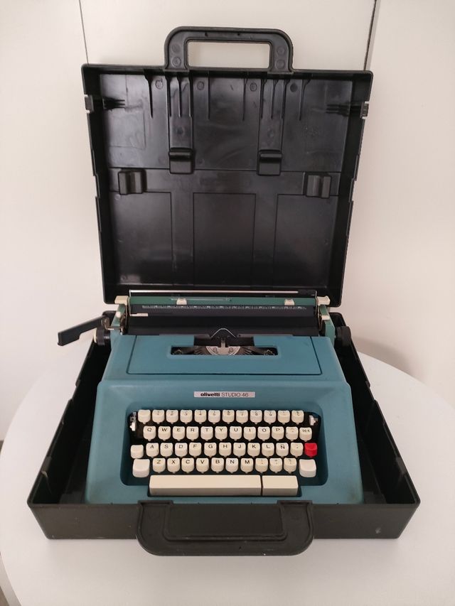 Máquina de escribir Olivetti