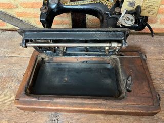 MAQUINA DE COSER ANTIGUA [SINGER] 1901