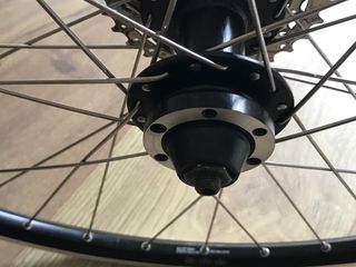 Llanta bicicleta carretera trasera con piñon de 7v