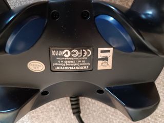 Mando PC Trustmaster.