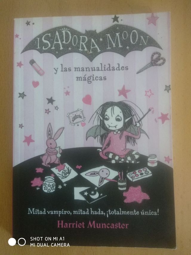 Libro Isadora Moon