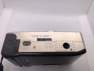 Cámara fotos Nikon AF 240 V