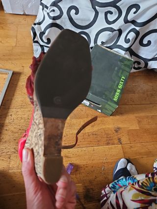 Sandalias  miss  sixty como nuevas