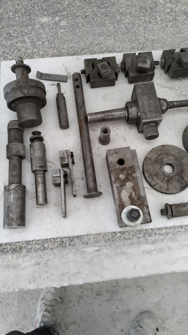 Útiles de torno lote 11