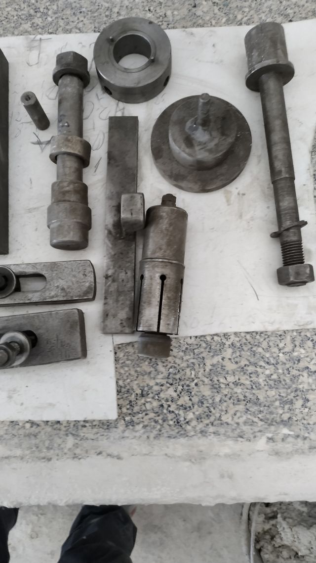 Útiles de torno lote 11