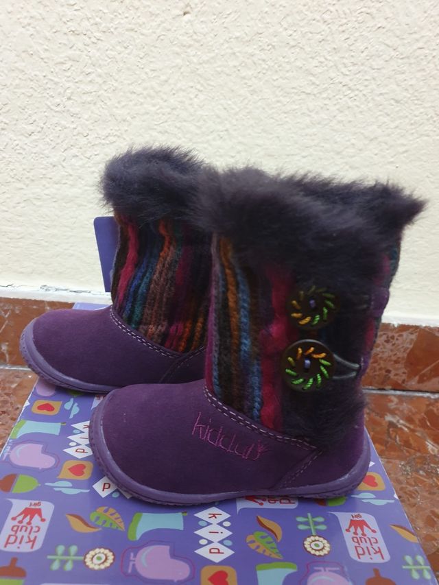 Botas de niña sin estrenar Kids club