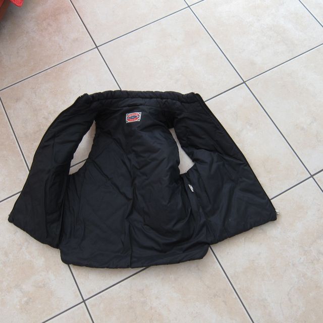 Giacca a vento senza maniche 