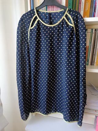Blusa de lunares 