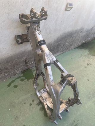 CHASIS YAMAHA IZF 450