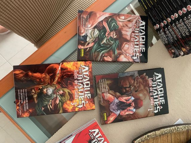 ATAQUE A LOS TITANES