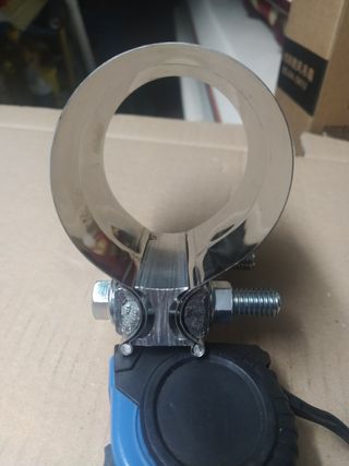 abrazadera silencioso escape