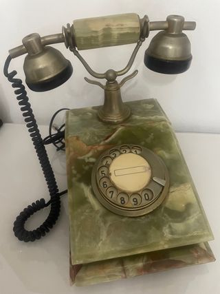 telefono de marmol antiguo
