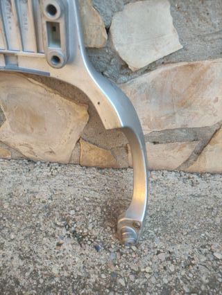 Asidero de Kymco betwin 250cc (2001)