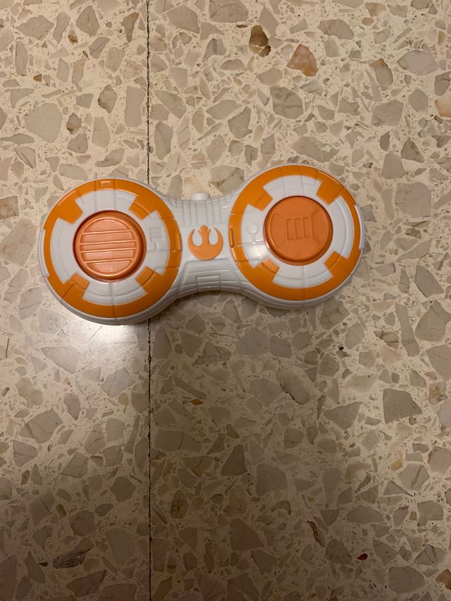 BB-8 teledirigido, mando y caja original. SIN USAR