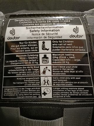Mochila portabebés Deuter montaña