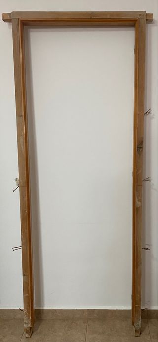 Conjunto de 2 puertas de pino macizas