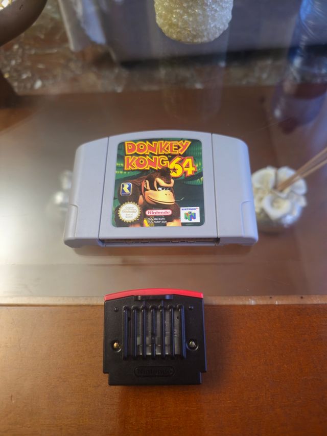 EXPANSIÓN PAK NINTENDO 64 + juego