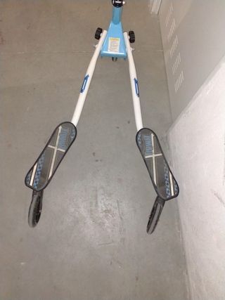 Patinete doble de 3 ruedas 