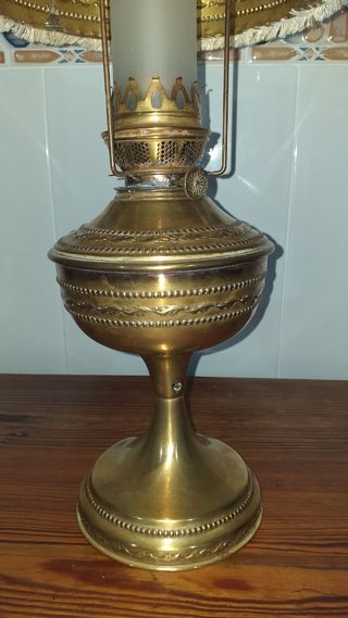 QUINQUE DE PROCEDENCIA FRANCESA DE BRONCEVREPUJADO
