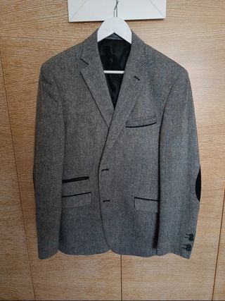Americana hombre gris