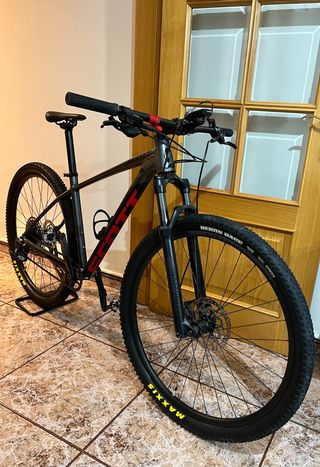 Bicicleta scott scale 970