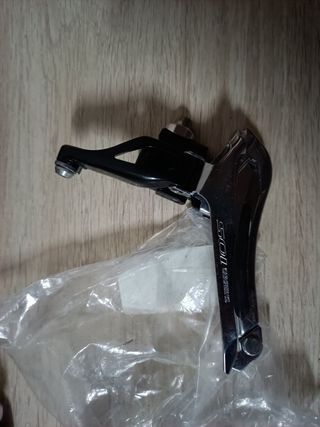 Desviador delantero Shimano 105