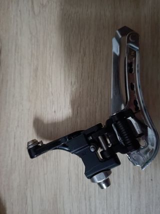 Desviador delantero Shimano 105