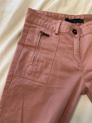 pantalones rosas Zara 