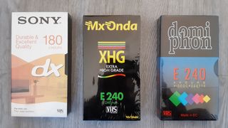 Cintas de video VHS precintadas