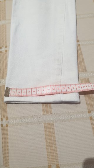Pantalón blanco pitillo talla M