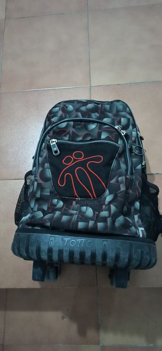 MOCHILA CON RUEDAS TOTTO