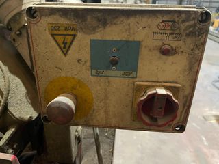 Sierra de cinta FAT 270 NM