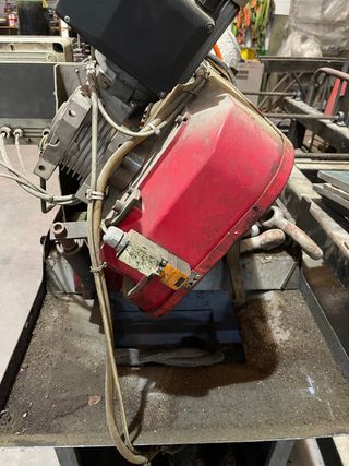 Sierra de cinta FAT 270 NM