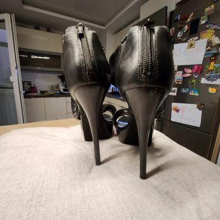 Zapatos Guess