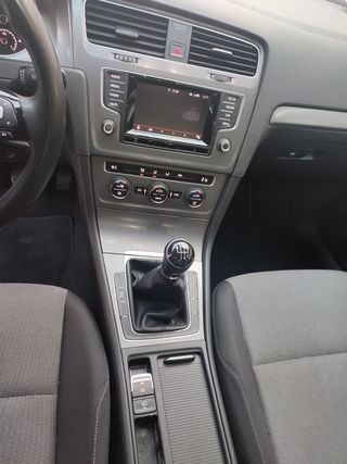 Volkswagen Golf VII