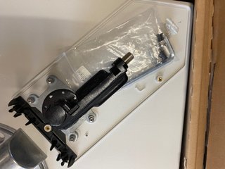 antena plana Bas 66  screw nueva