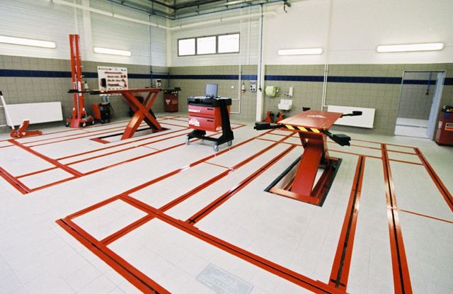 ELEVADOR TIJERA BLACKHAWK KOREK