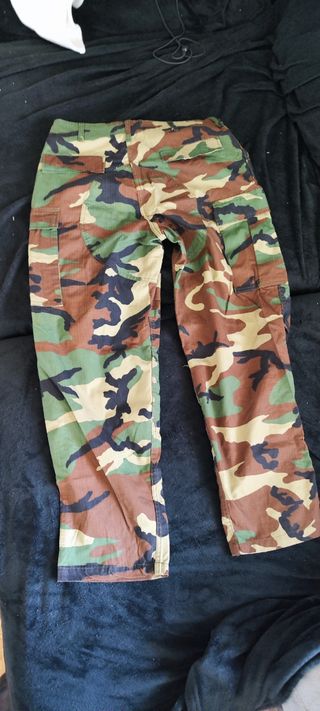 Ropa mimetismo militar