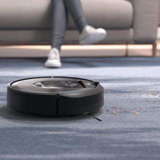 Robot Aspirador y Friegasuelos ROOMBA