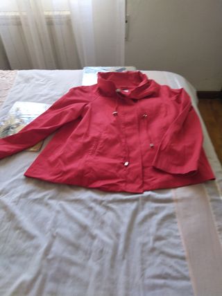 Preciosa chaqueta de Lefties, M