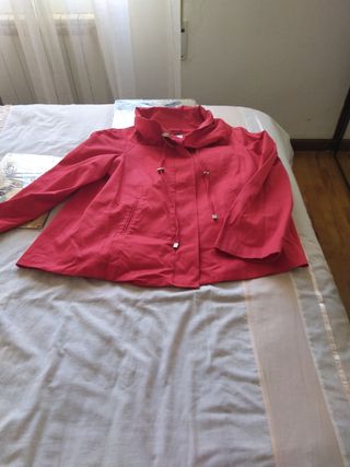 Preciosa chaqueta de Lefties, M