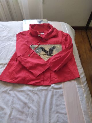 Preciosa chaqueta de Lefties, M