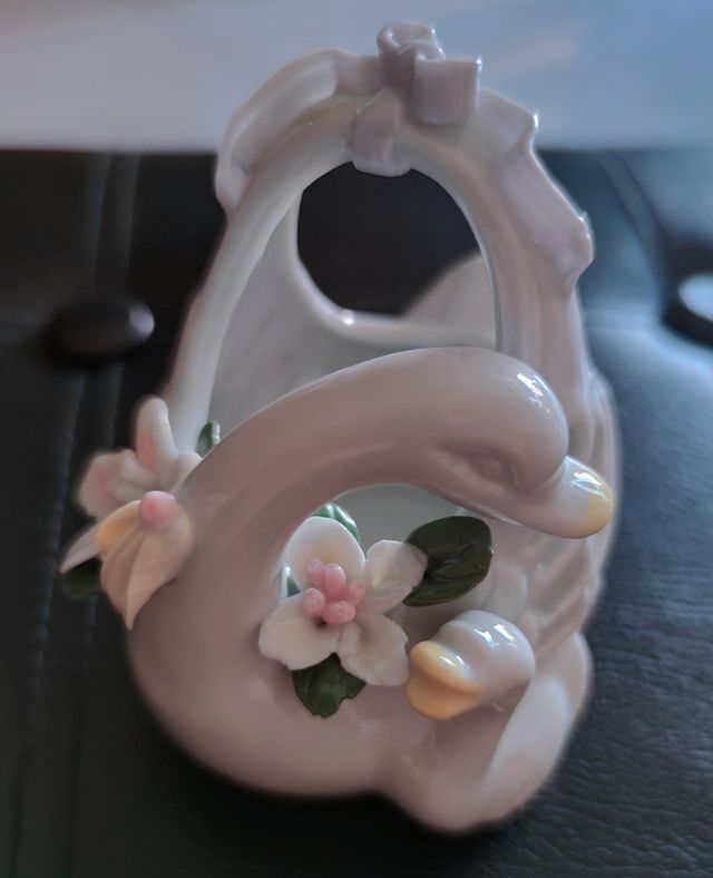 CABALLITO,GATITO,CESTITA CISNE Y PELOTA ACERO