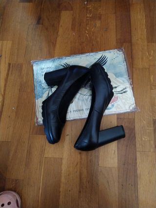 Zapatos piel Marypaz, 36 en 24€