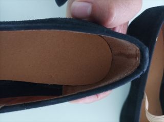 Zapatos de baile número 35, chica a estrenar 