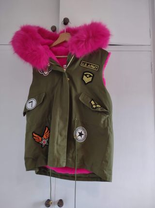 NUEVO chaleco con pelo fucsia