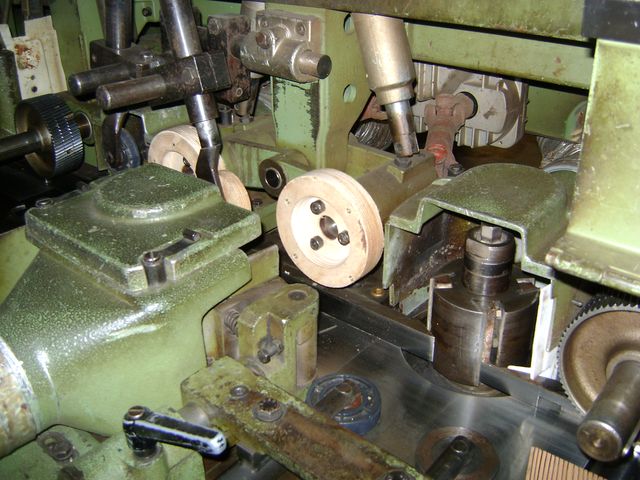 MOLDURERA WEINIG UNIMAT 17-A 8 ejes